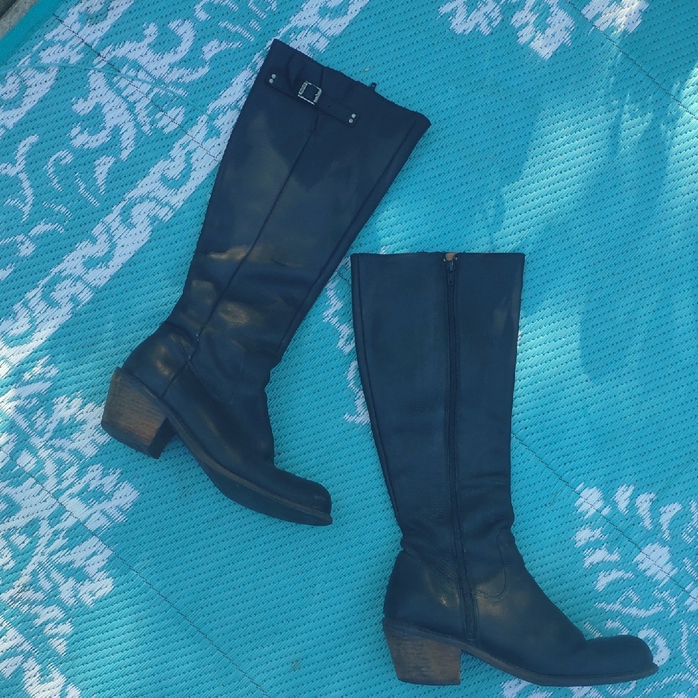 John Fluevog Black Heeled Boots